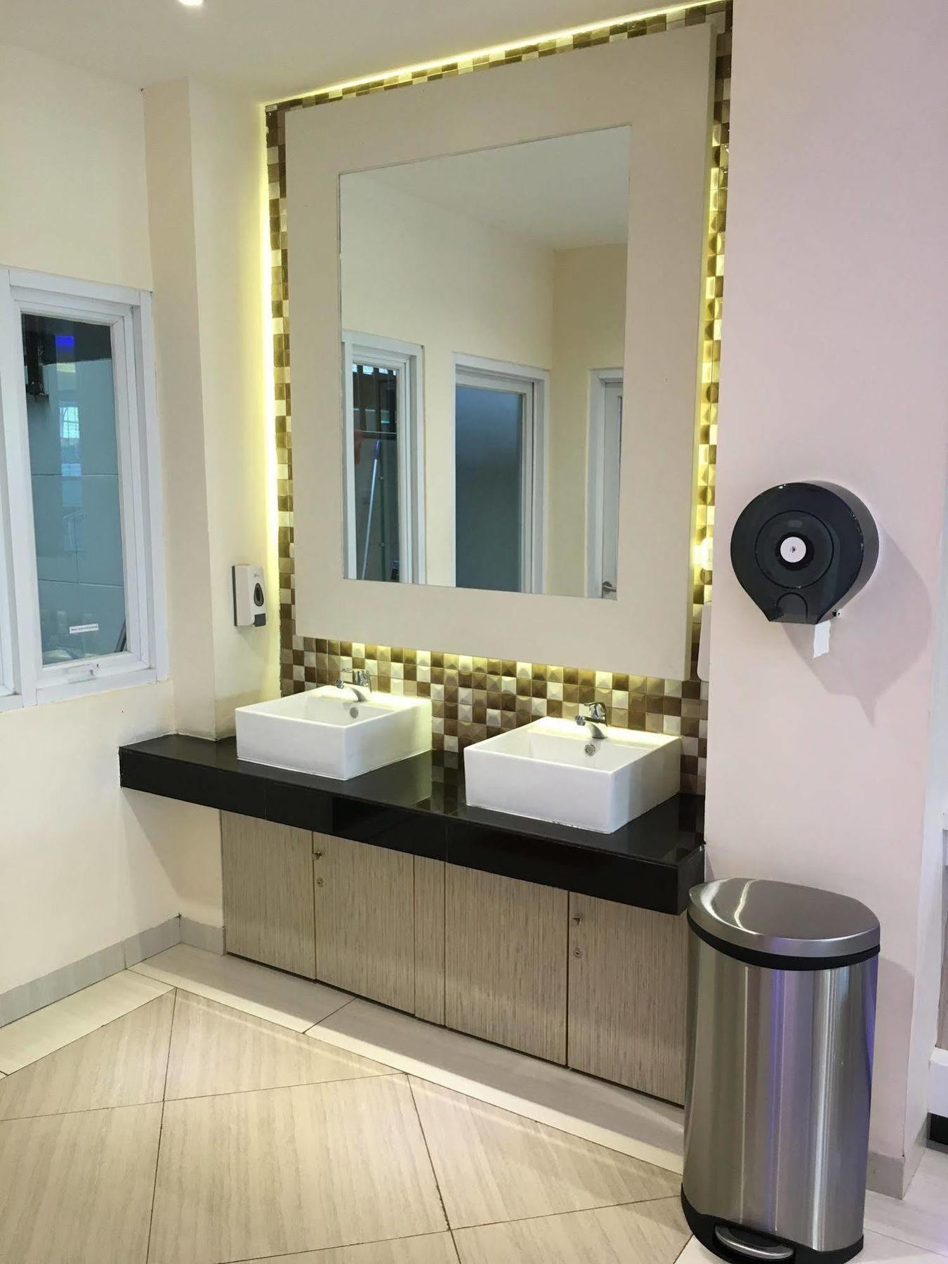 Hotel Msquare Palembang Zewnętrze zdjęcie